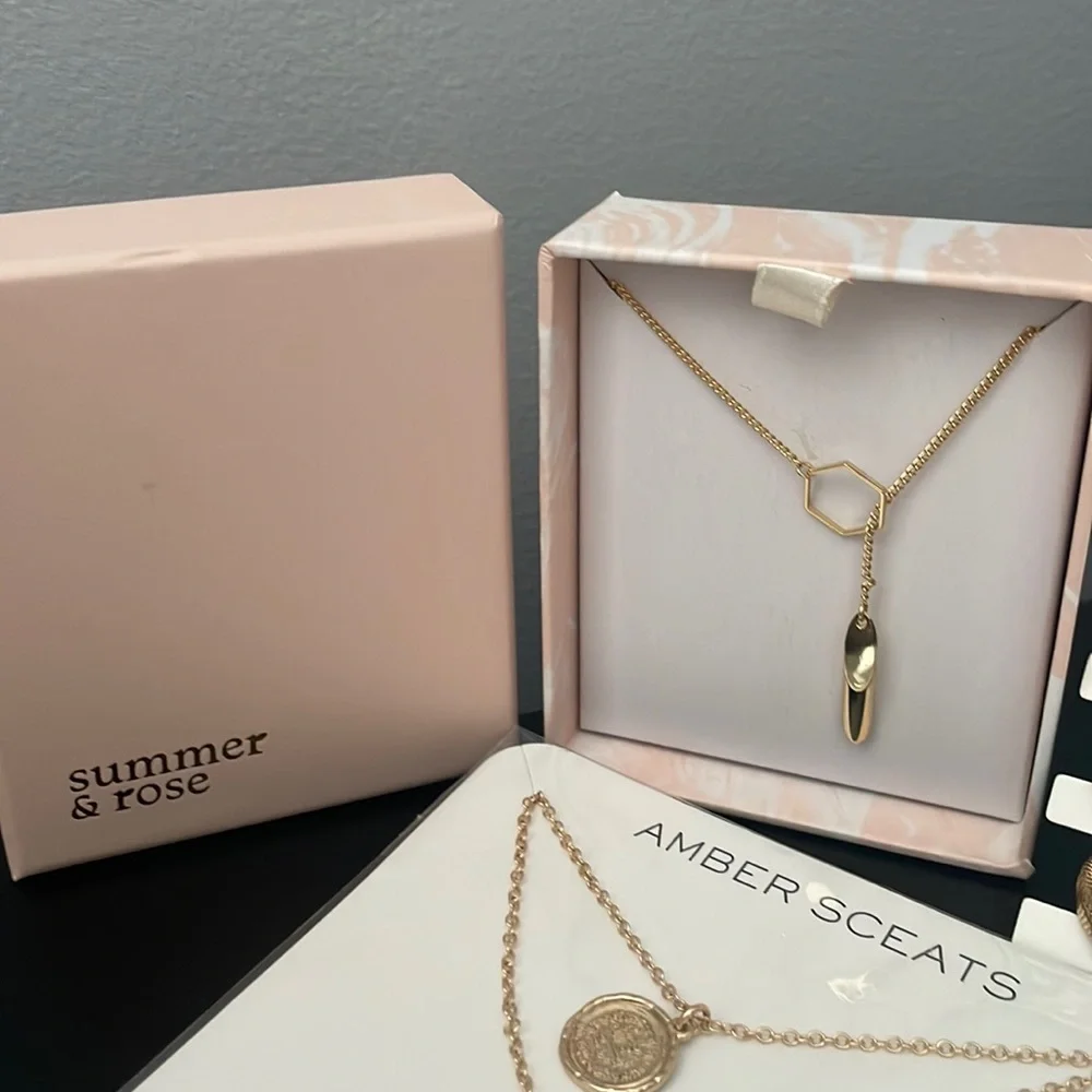 Jewelry bundle - Picture 4 of 7